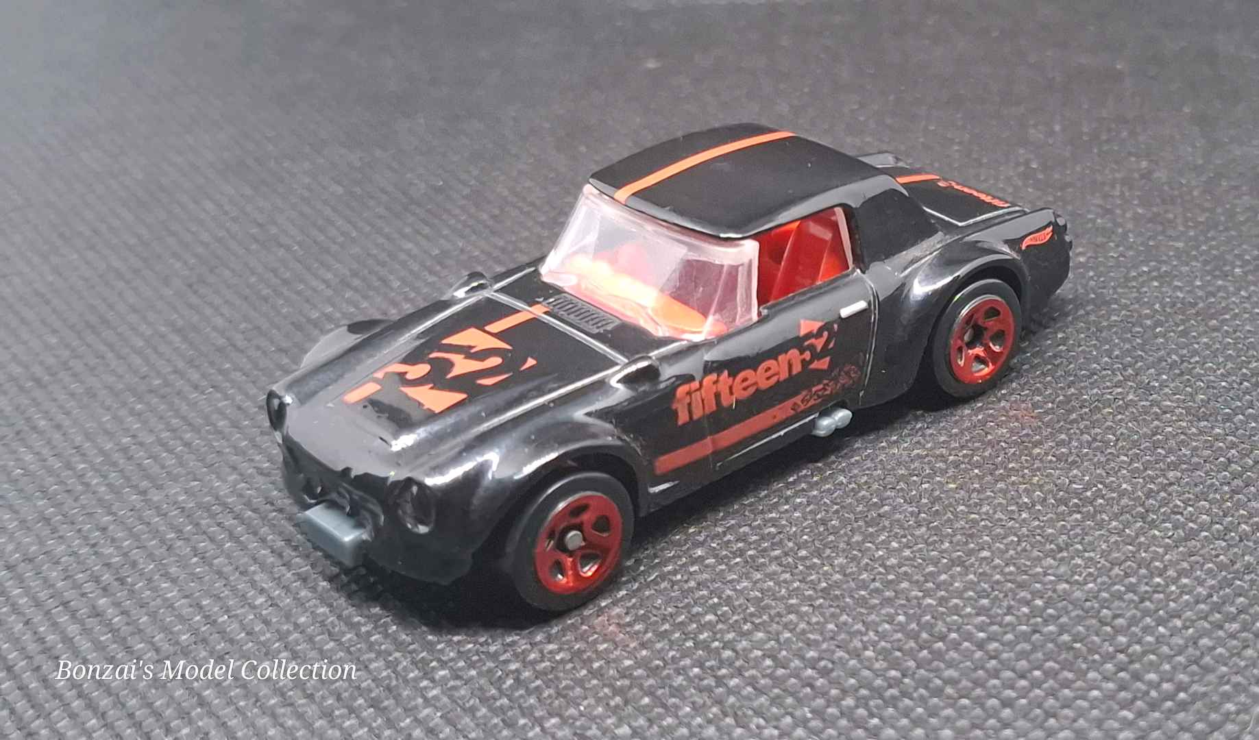 Hot Wheels Datsun Fairlady 2000/2000 Roadster