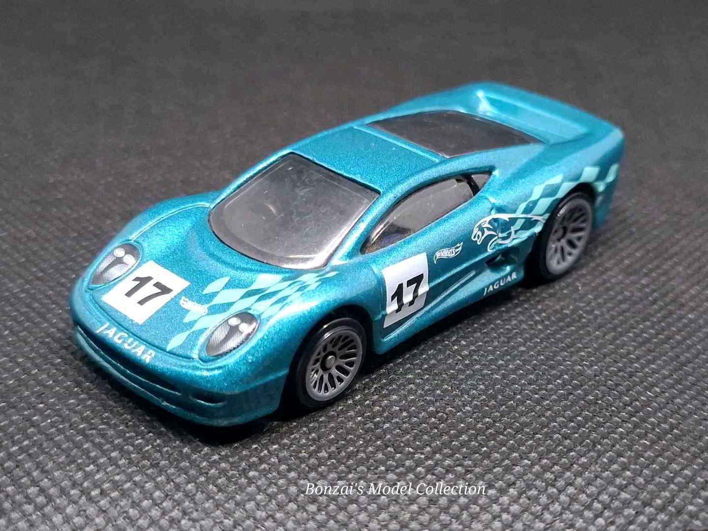 Hot Wheels Jaguar XJ220