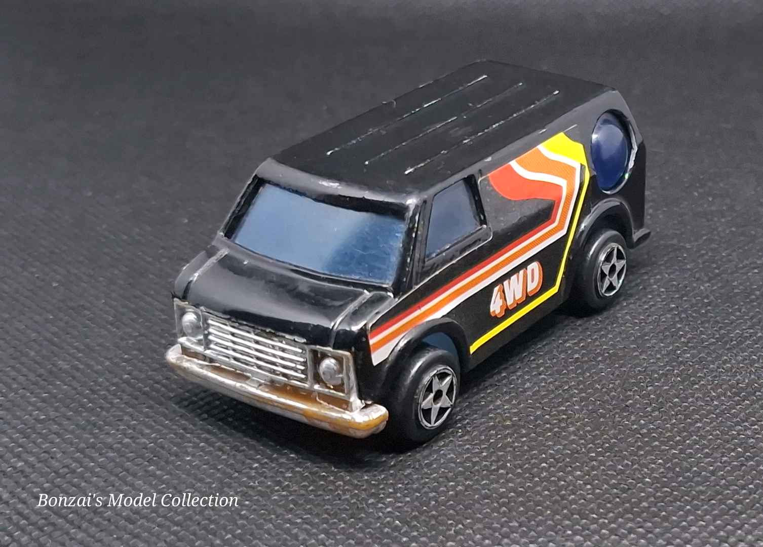 Summer Metal Products (S.M) Bedford CF 2 Van