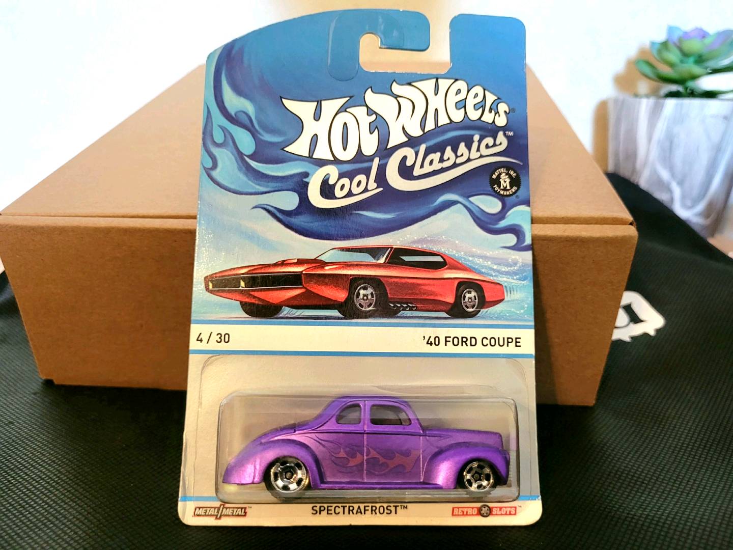 Hot Wheels Ford Deluxe Coupe