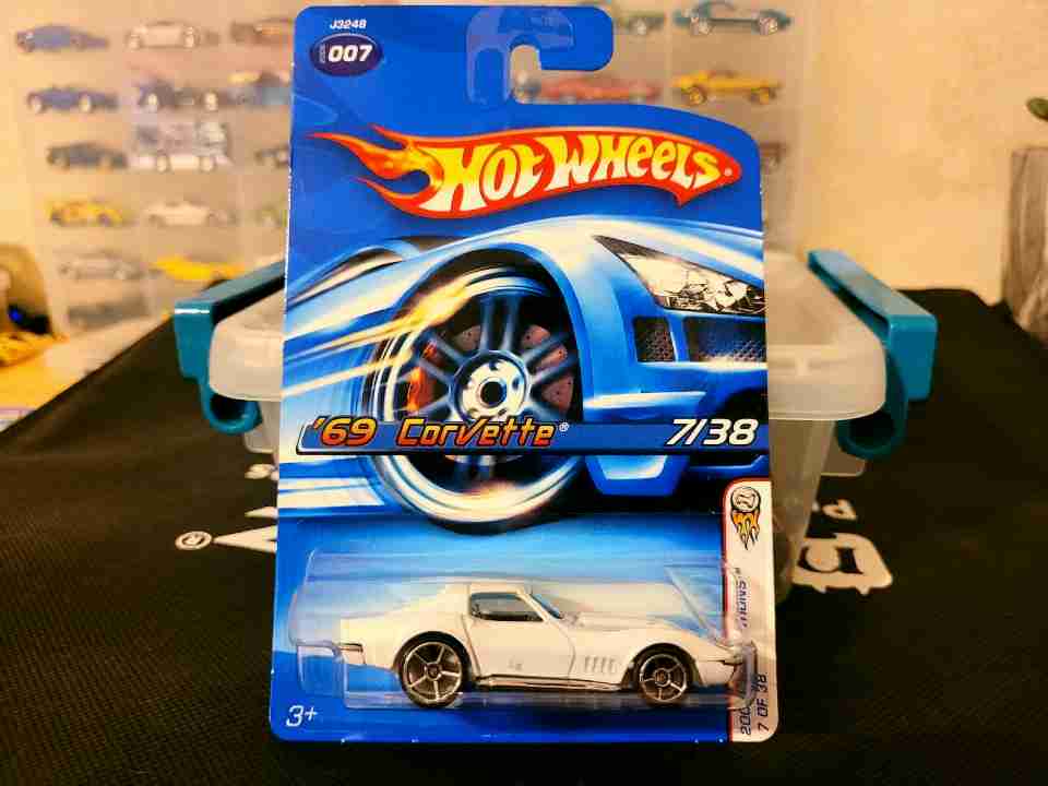Hot Wheels Chevrolet C3 Corvette