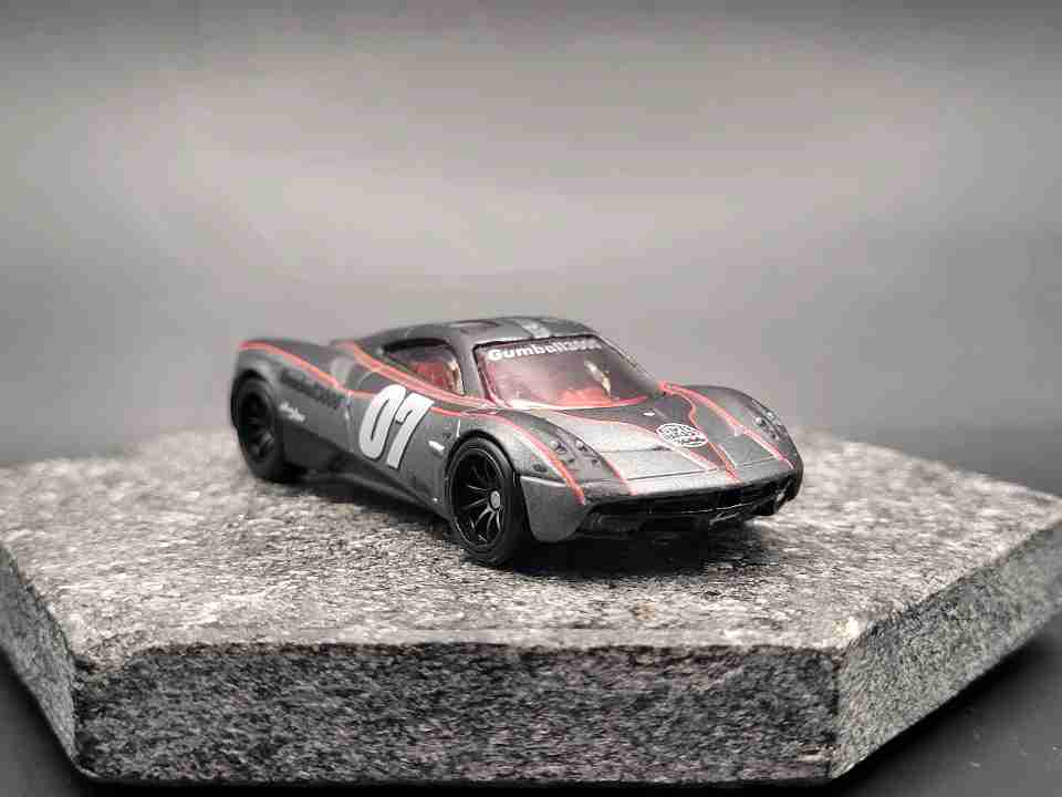 Hot Wheels Pagani Huayra