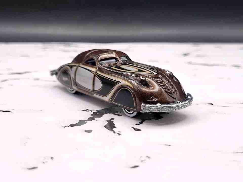 Hot Wheels Bohman & Schwartz Coachbuilding Company Phantom Corsair Concept
