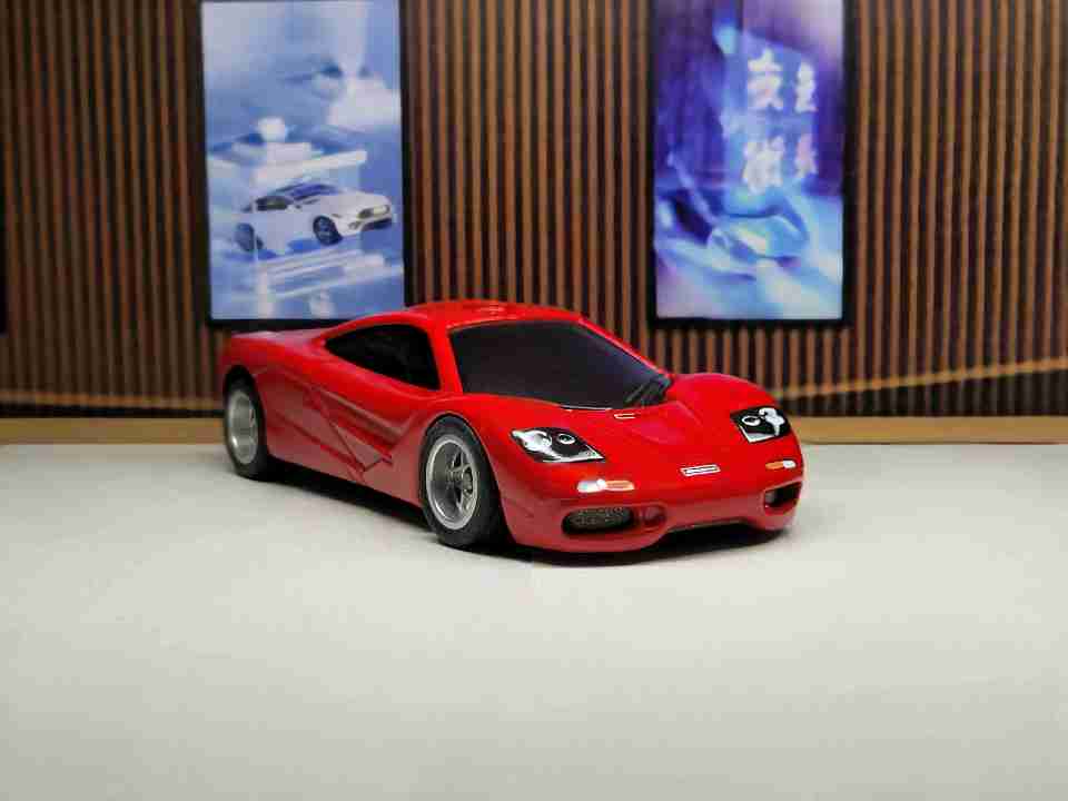 Hot Wheels McLaren F1