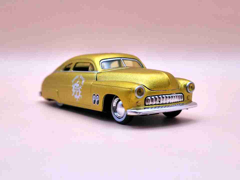M2 Machines Mercury Coupe