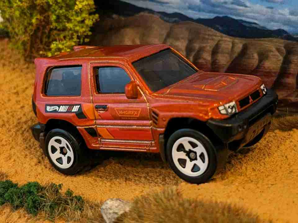 Hot Wheels Mitsubishi Pajero Evolution
