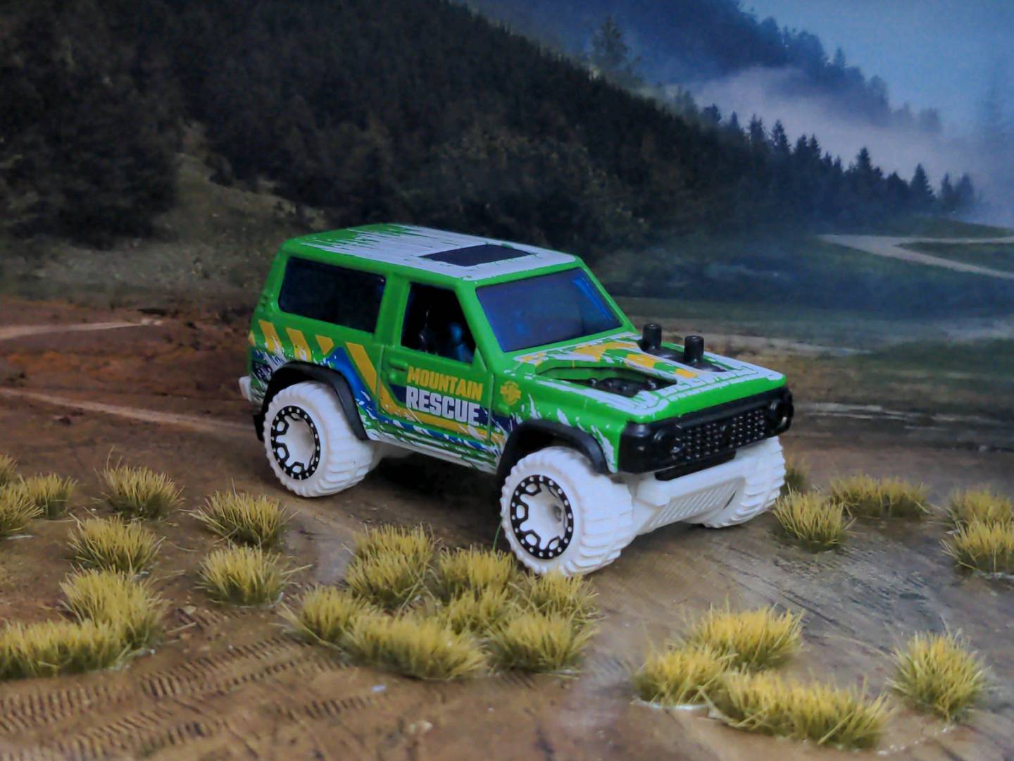 Hot Wheels Nissan Patrol Custom