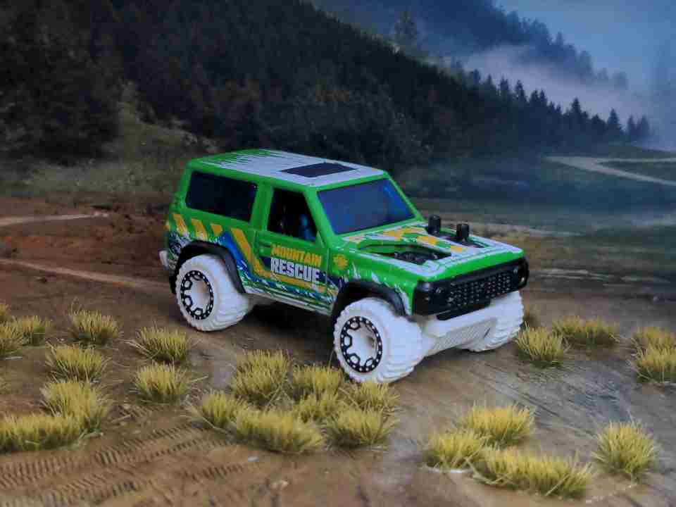 Hot Wheels Nissan Patrol Custom