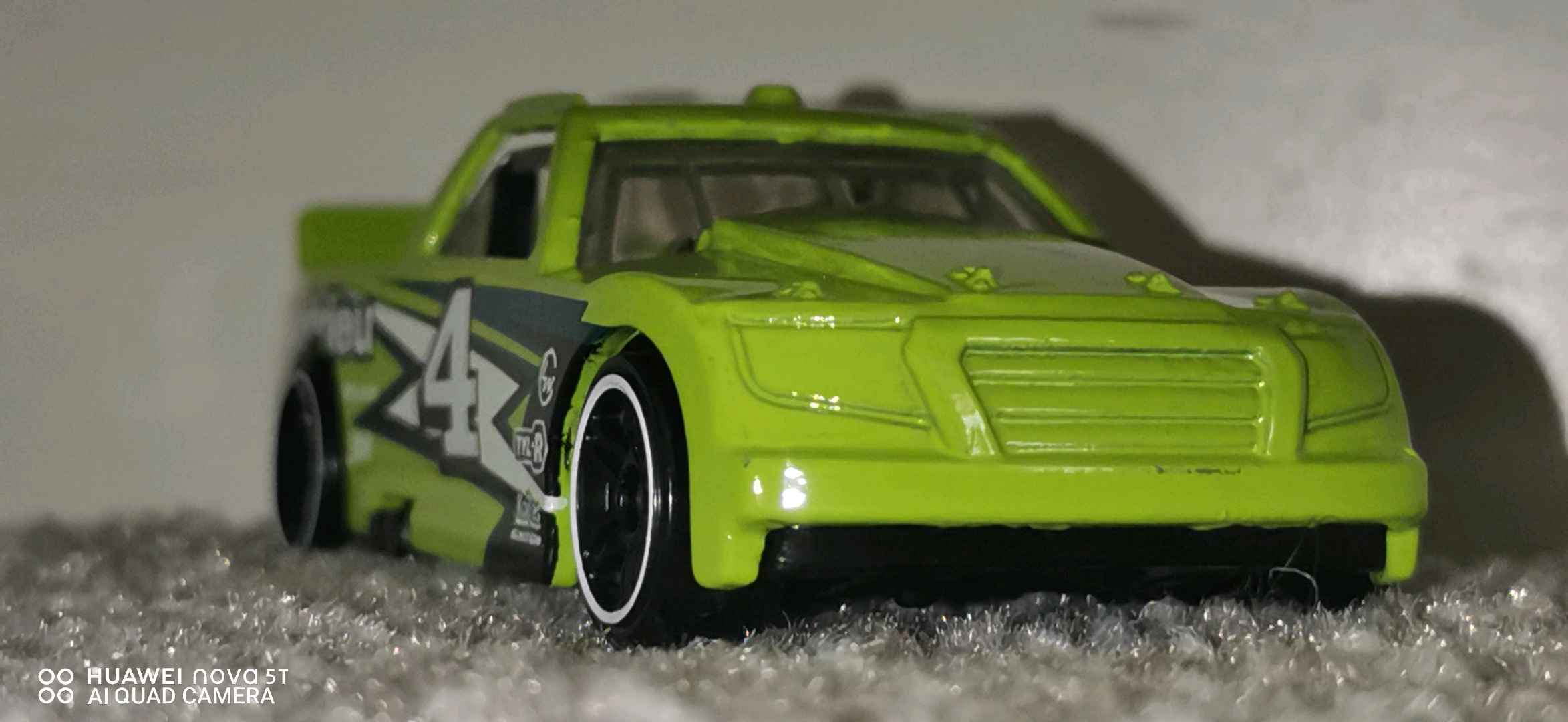 Hot Wheels Hot Wheel Circle Trucker