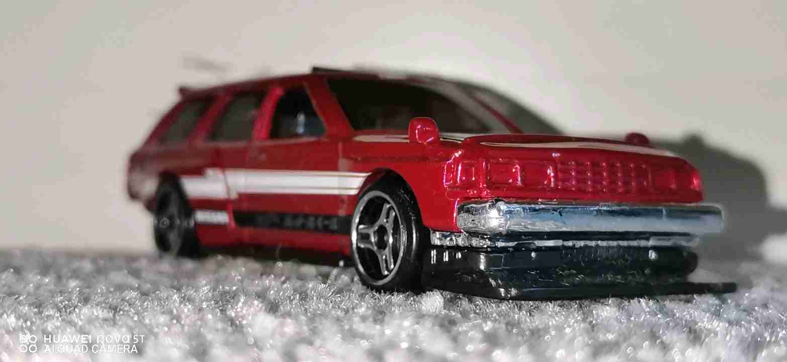Hot Wheels Nissan Maxima drift Car