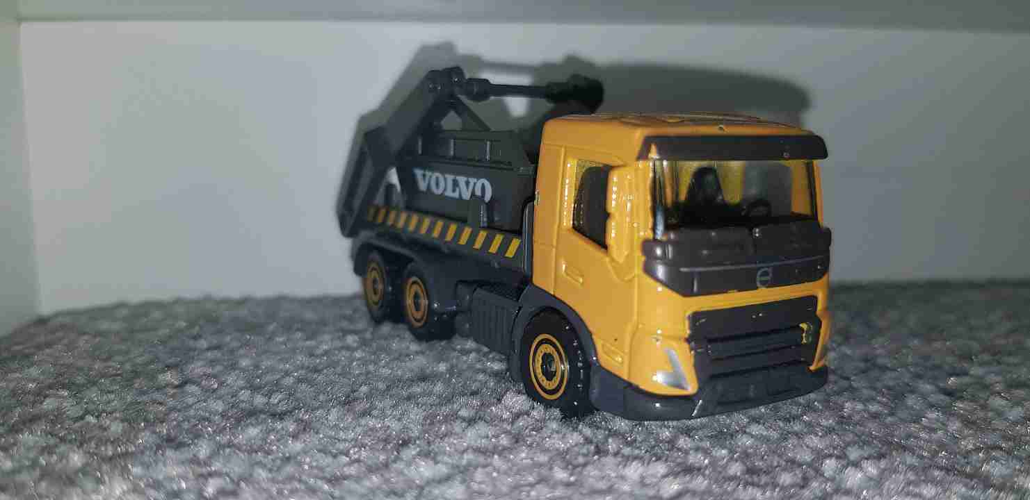 Hot Wheels Volvo