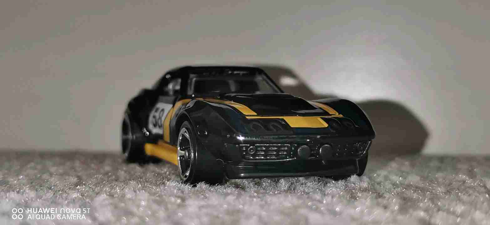 Hot Wheels Corvette COPO