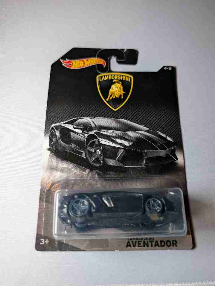 Hot Wheels Lamborghini Aventador