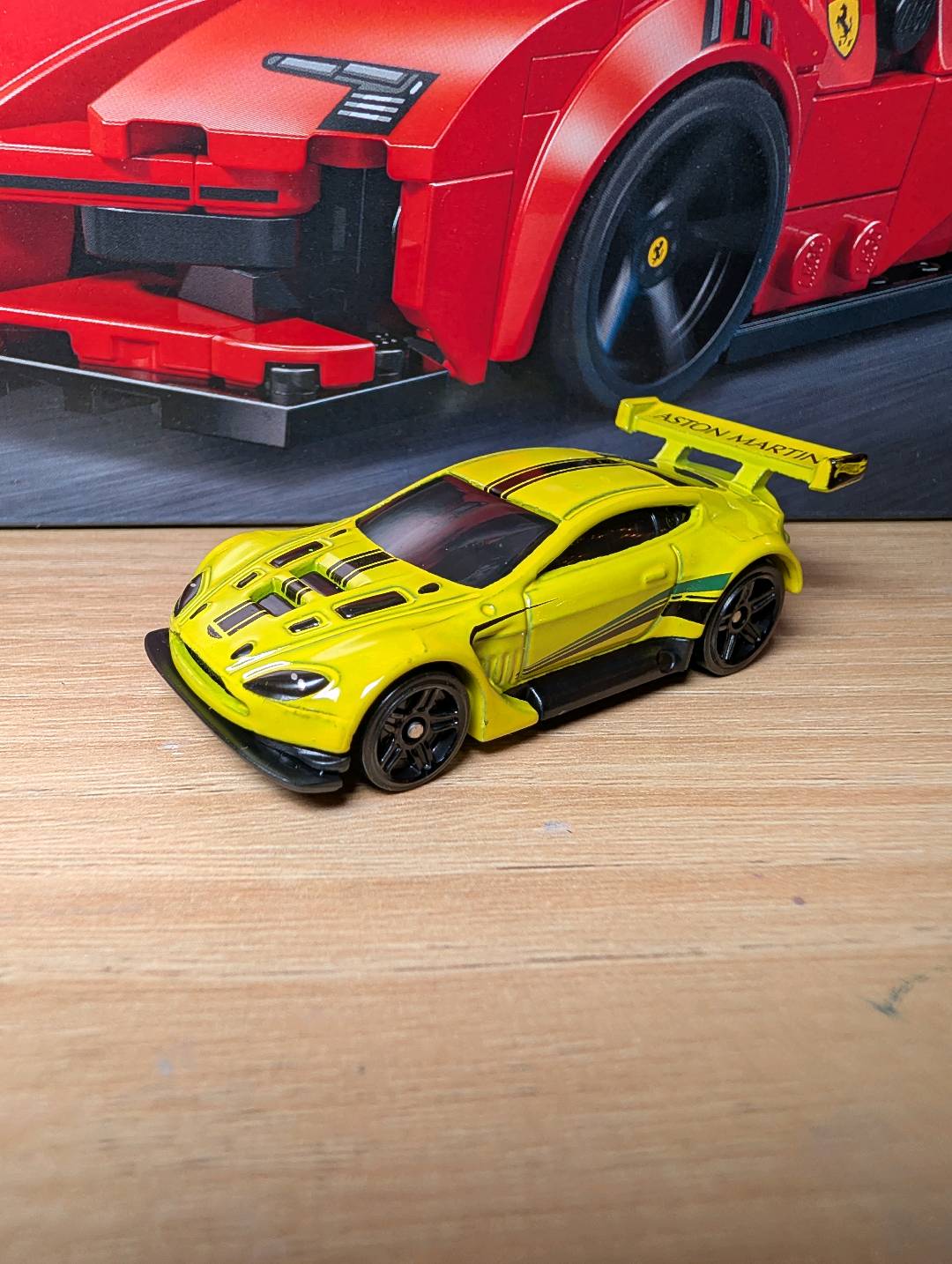 Hot Wheels Aston Martin Vantage GT3