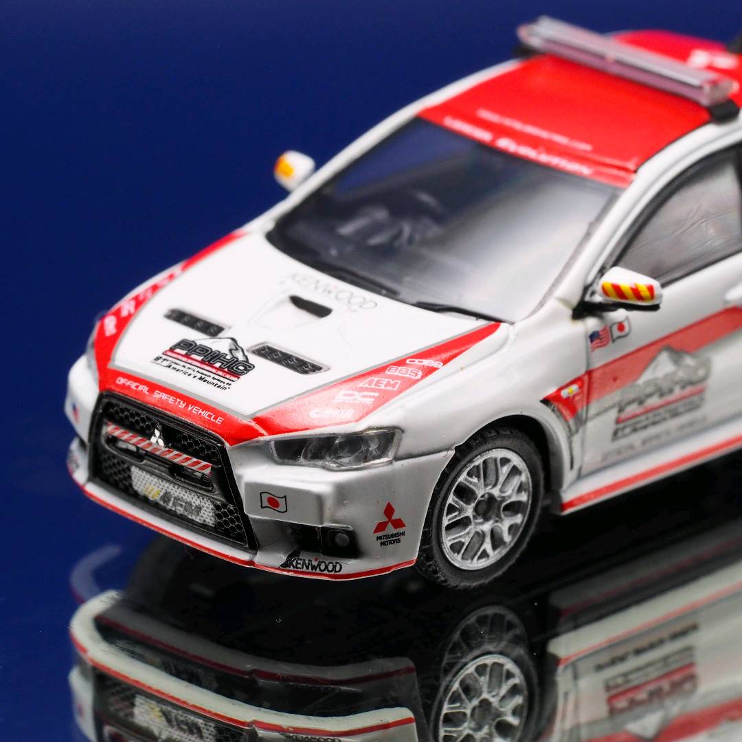 Tarmac Works Model Cars Mitsubishi Lancer Evolution X Pikes Peak Safety Car