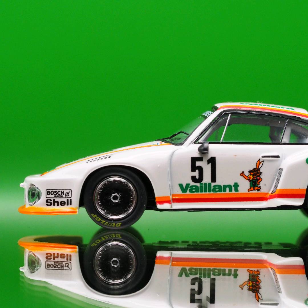 Minichamps Porsche 935 Vaillant