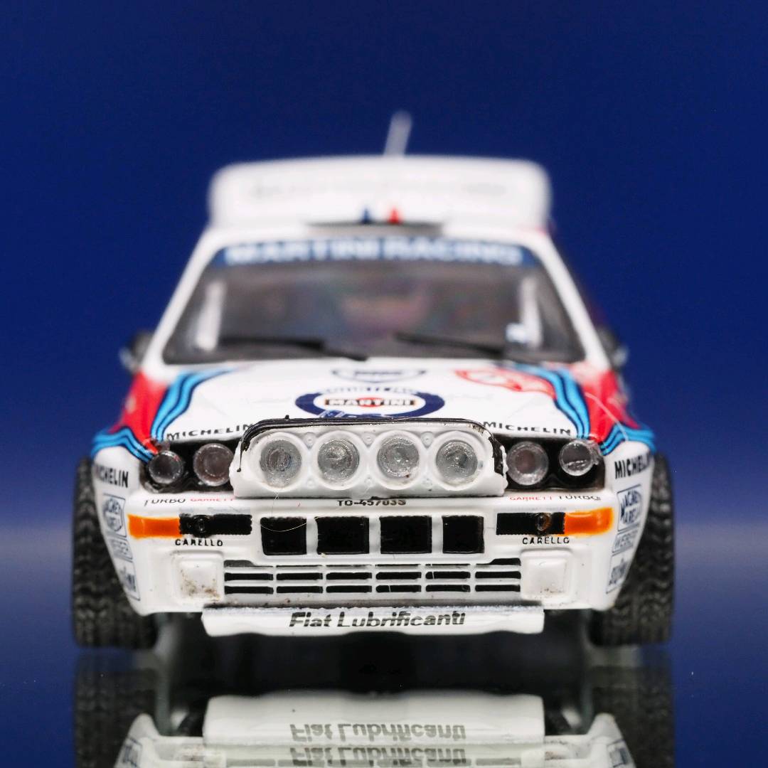 Tarmac Works Model Cars Lancia Delta HF Integrale Monte Carlo Rally 1992 #04 Winner Didier Auriol / Bernard Occelli
