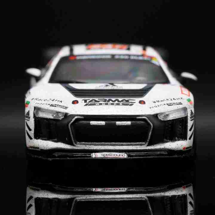 Tarmac Works Model Cars Audi R8 V10 Plus - Dubai 24h 2018 RaceFinish Version #247