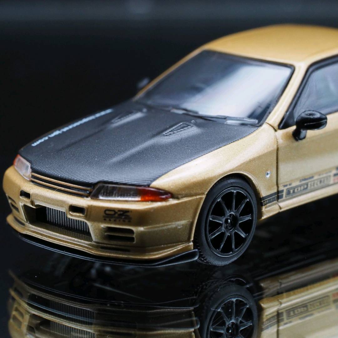 Mini-GT Nissan Top Secret GT-R VR32