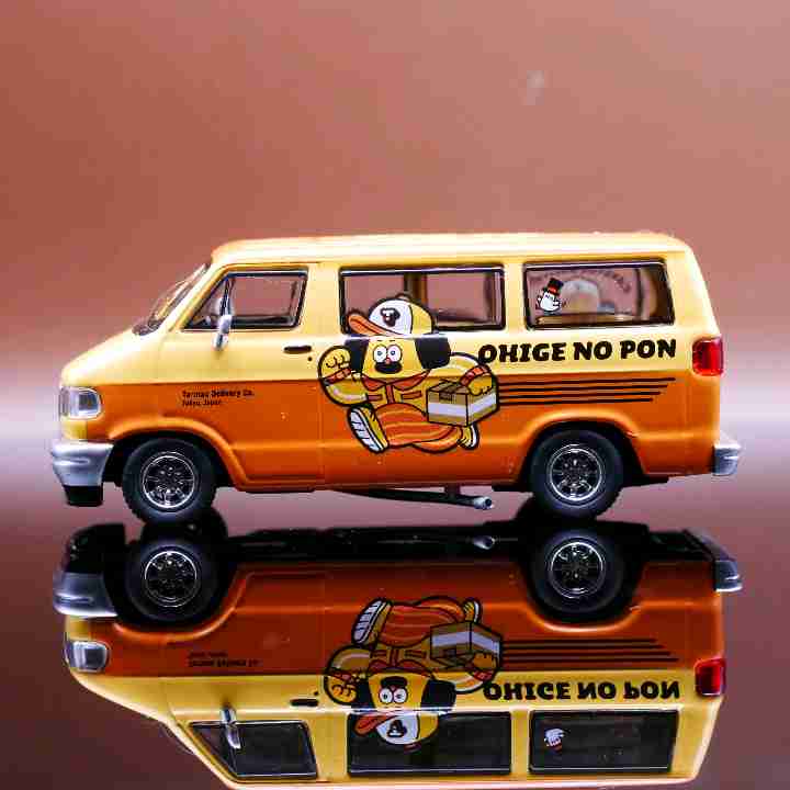 Tarmac Works Model Cars Dodge Van OHIGE no PON