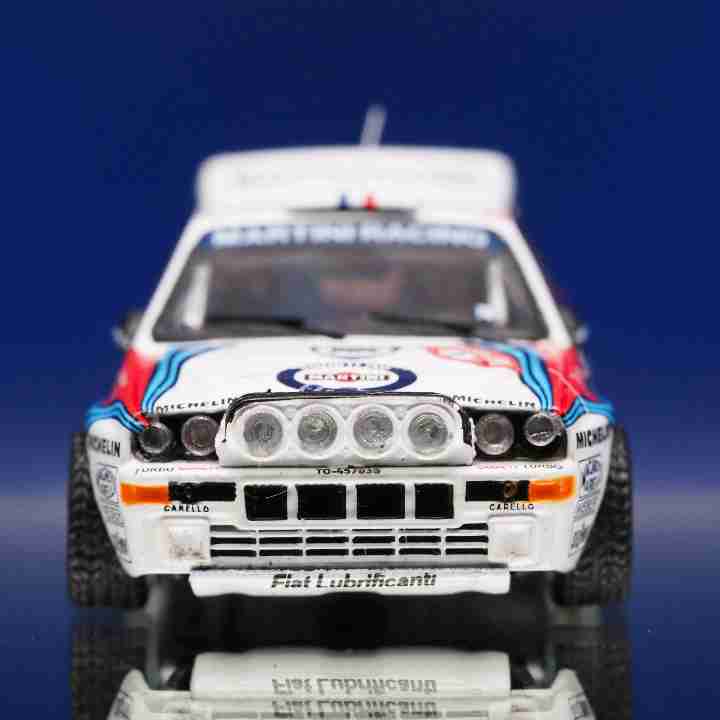 Tarmac Works Model Cars Lancia Delta HF Integrale Monte Carlo Rally 1992 #04 Winner Didier Auriol / Bernard Occelli