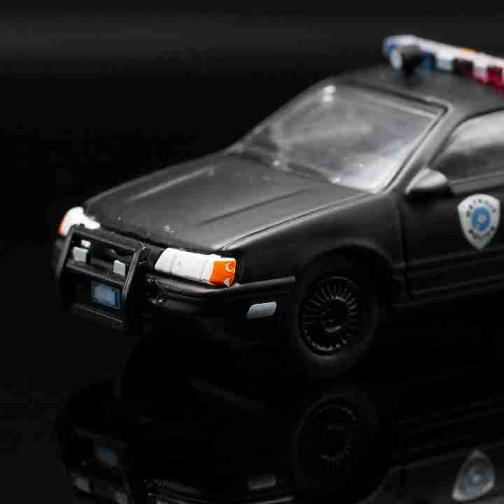GreenLight Ford TAURUS LX ROBOCOP