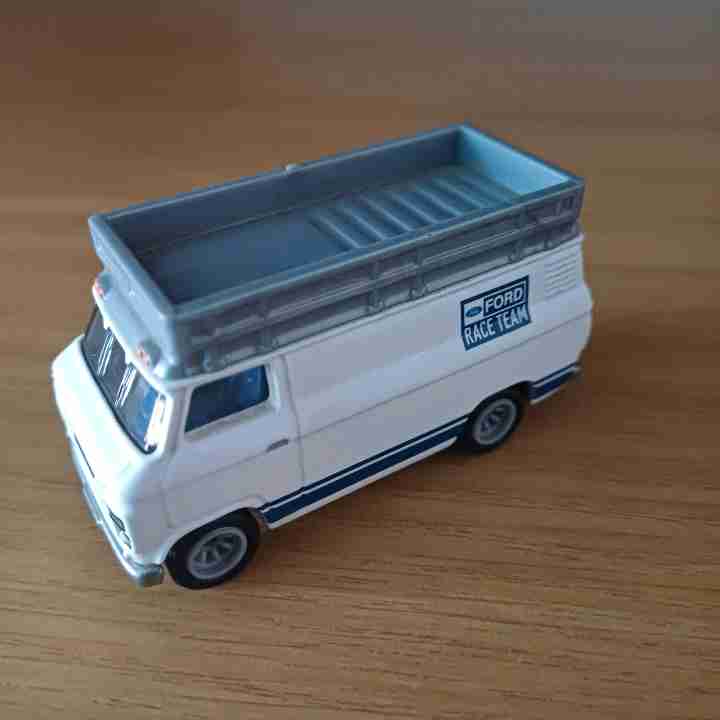 Hot Wheels Rally Van