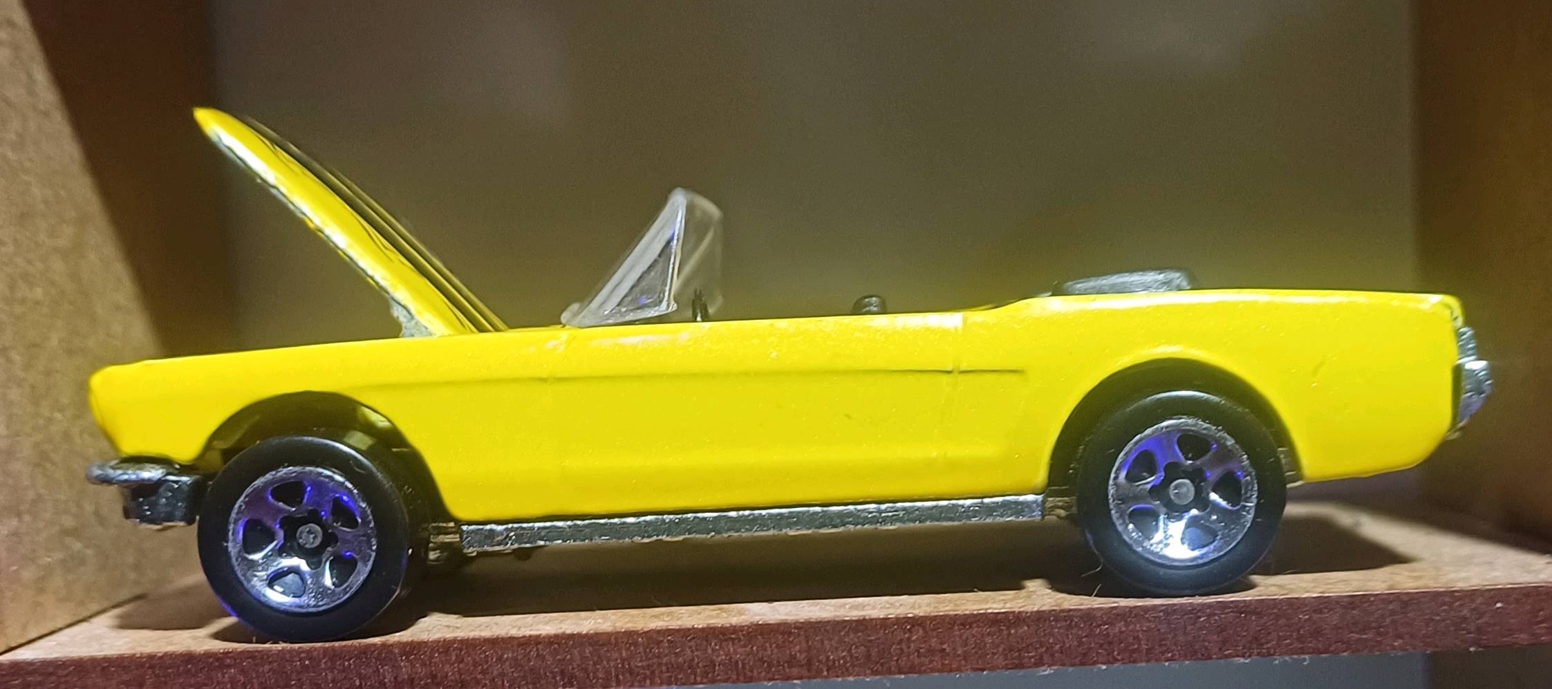 Hot Wheels Ford Mustang Convertible