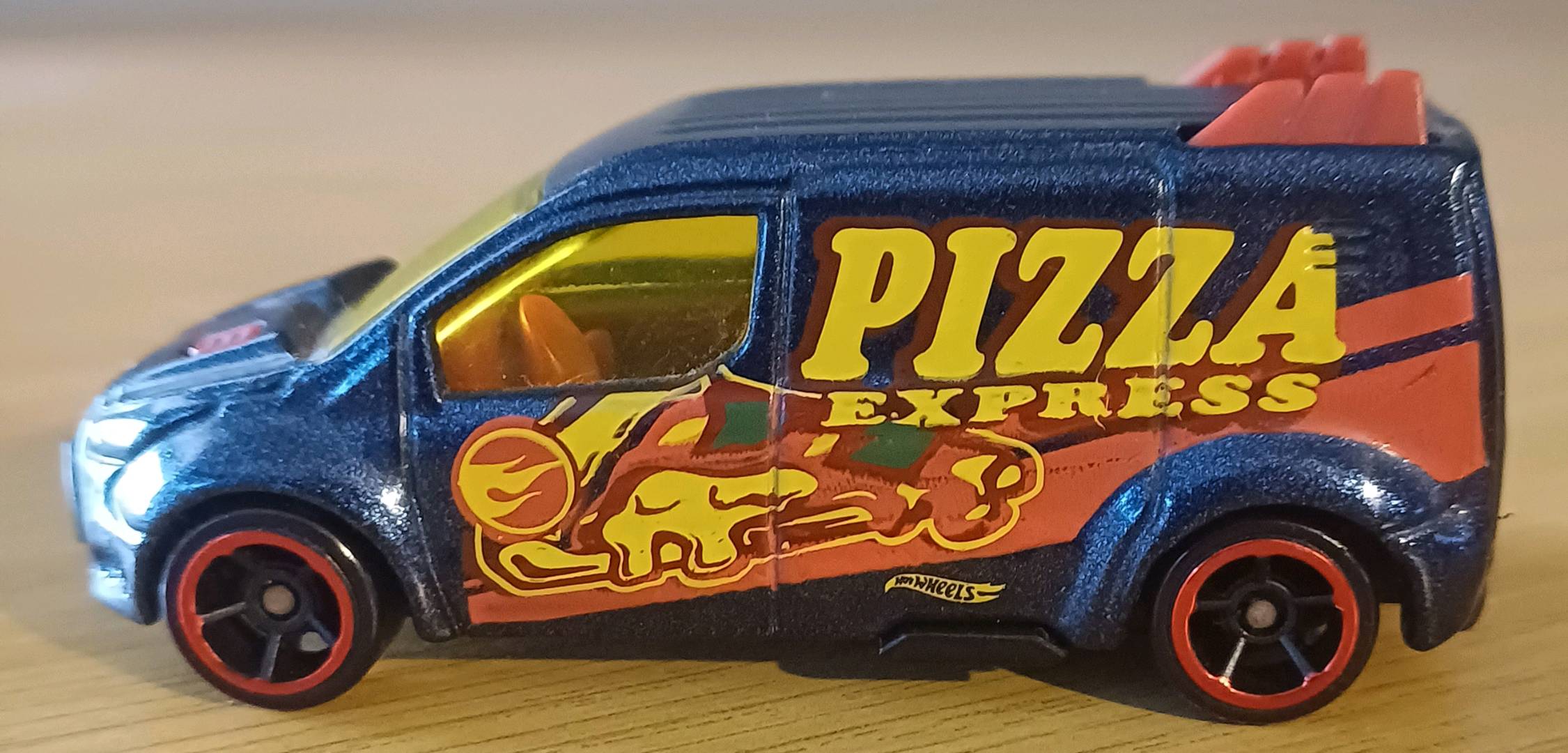 Hot Wheels Ford Transit Connect