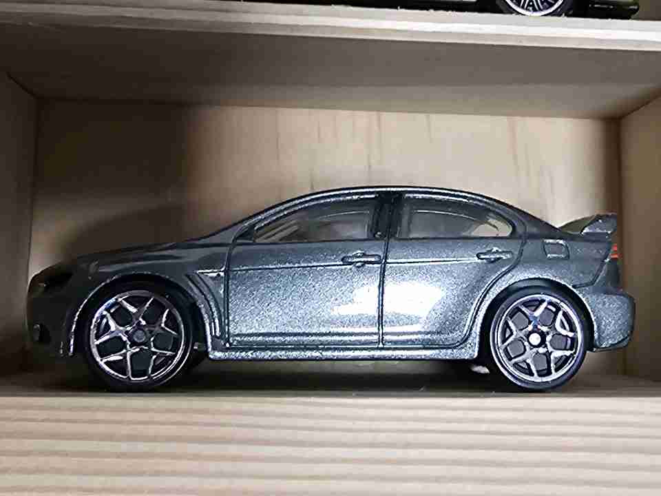 Hot Wheels Mitsubishi Lancer Evolution