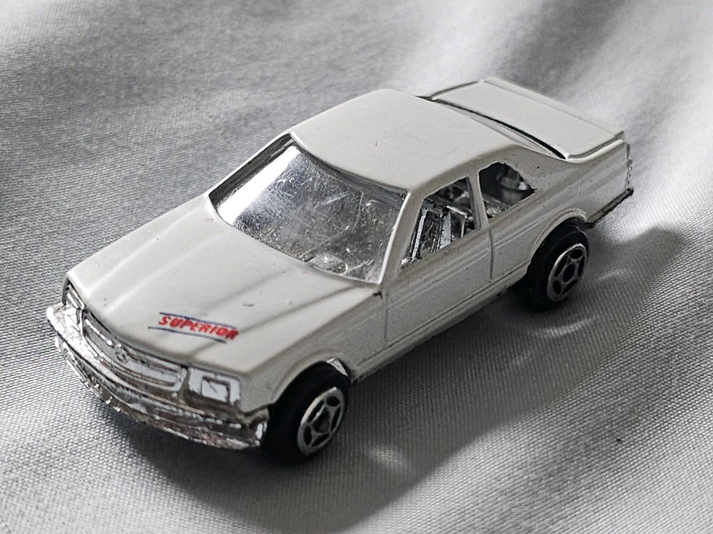Unknown Mercedes-Benz