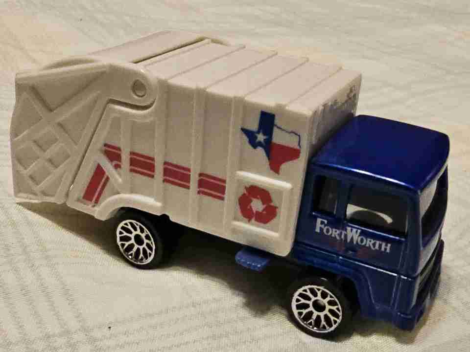 Matchbox Refuse Truck