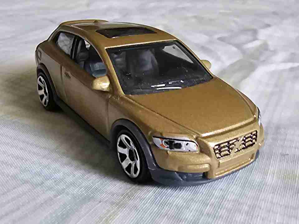 Matchbox Volvo C30