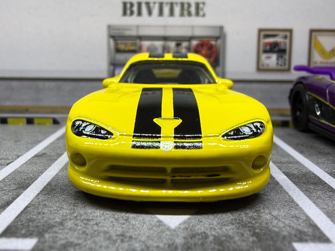 Hot Wheels Dodge Viper GTS