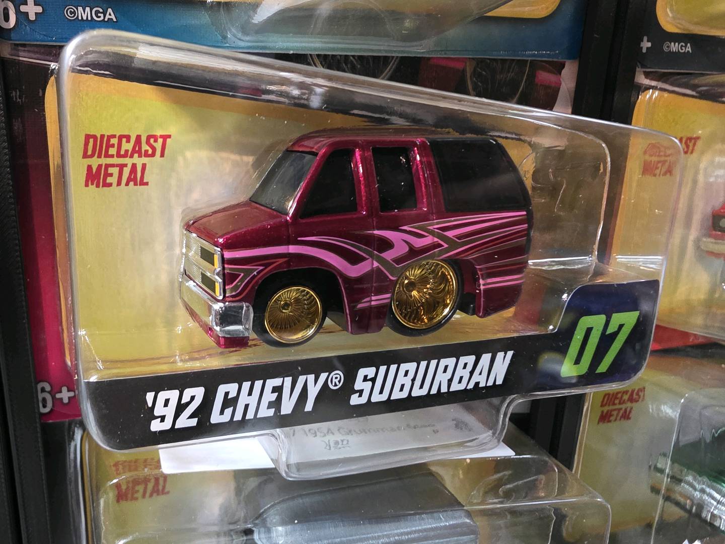 MGA Entertainment Chevy 1992 Suburban