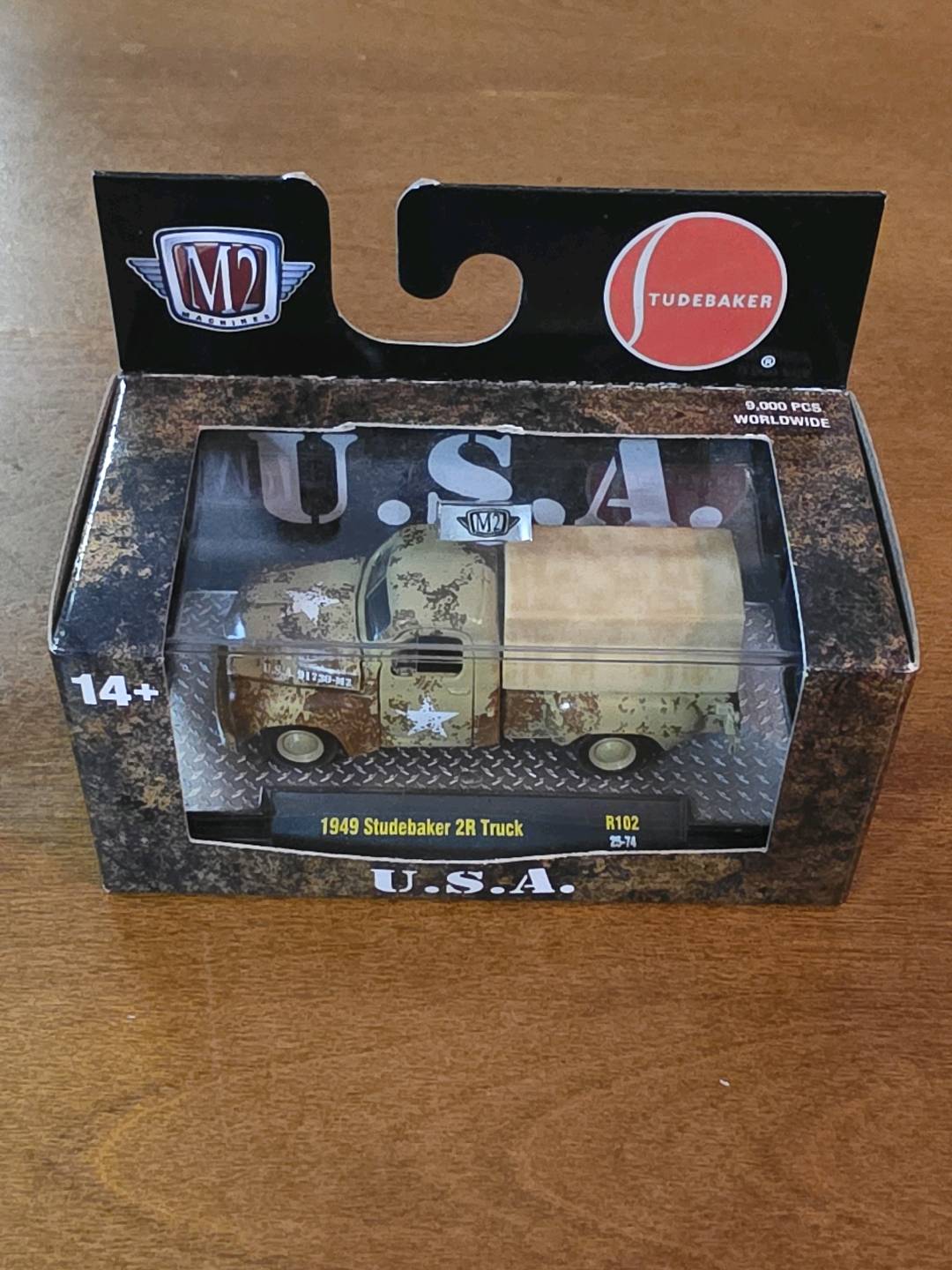 M2 Machines Studebaker 1949 2R Truck