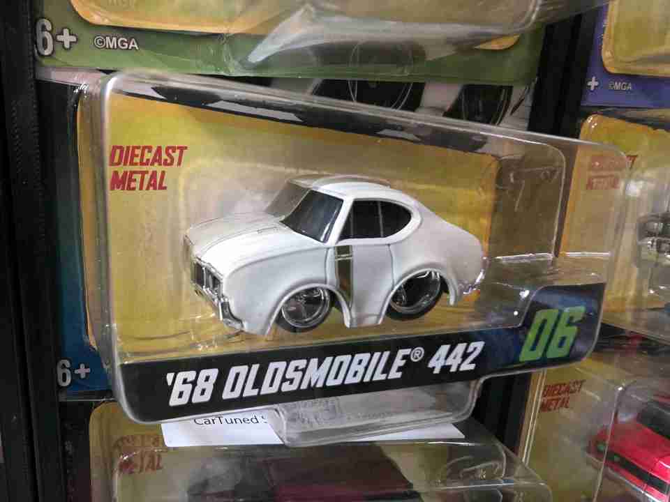 MGA Entertainment Oldsmobile 1968 442
