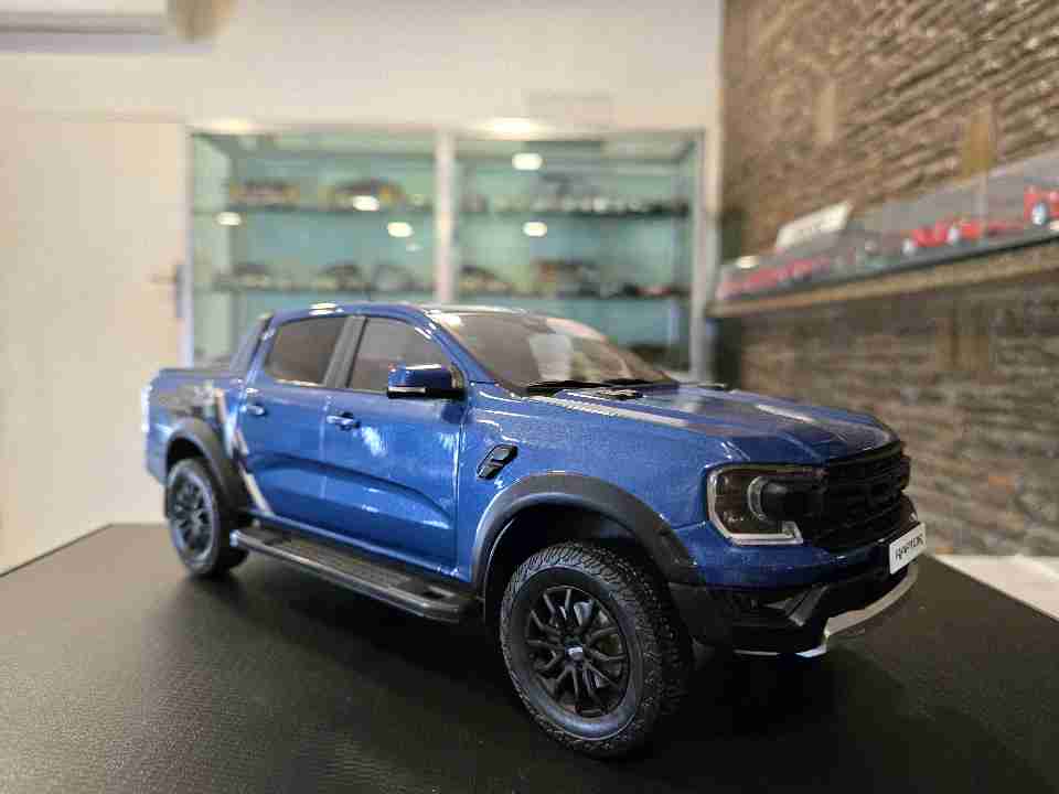 Model Car Group (MCG) Ford Raptor (Double Cabin) Pick-Up
