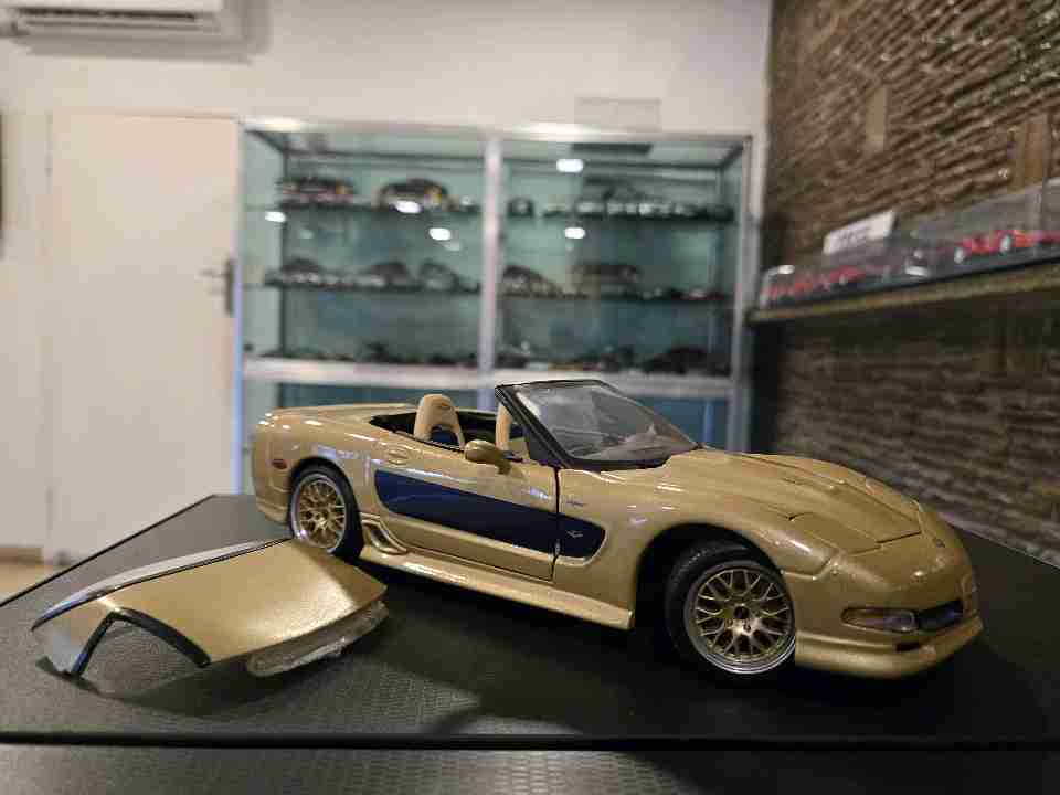 Maisto Chevrolet Corvette (Guldstrand Signature Edition)