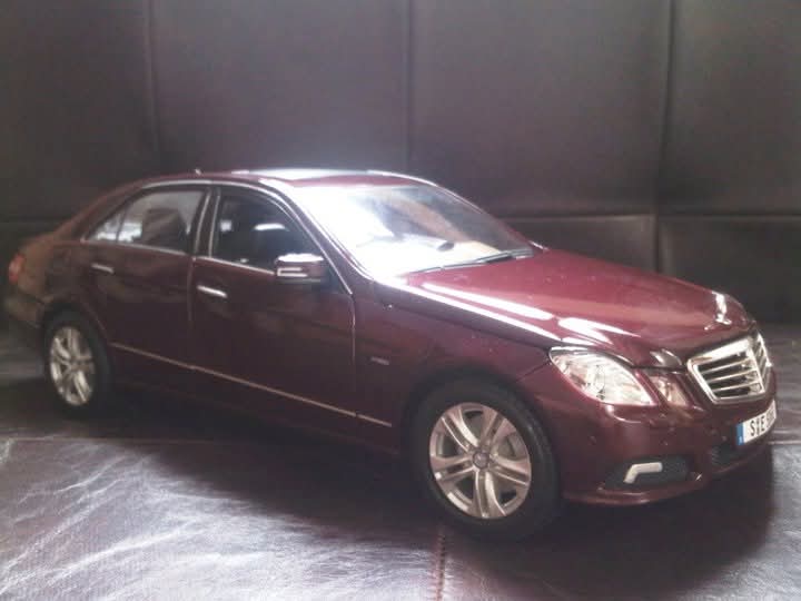 Maisto Mercedes-Benz E350 (W212)