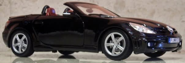 Motormax Mercedes-Benz SLK55 AMG (Convertible)