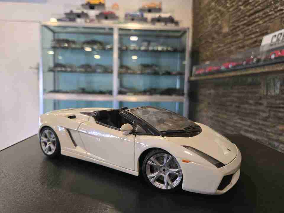 Maisto Lamborghini Gallardo Spyder