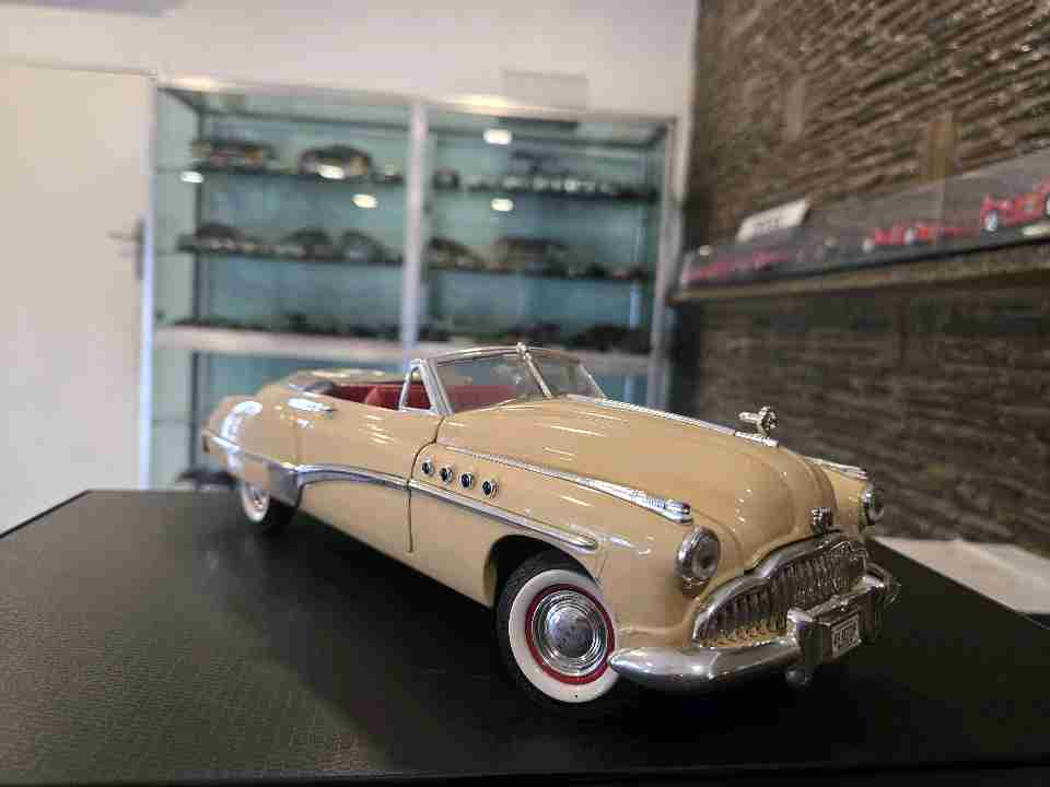 Motormax Buick Roadmaster Dynaflow Ragtop