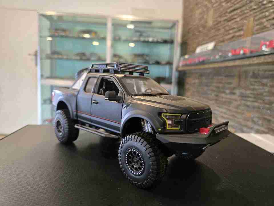 Maisto Ford F-150 Raptor