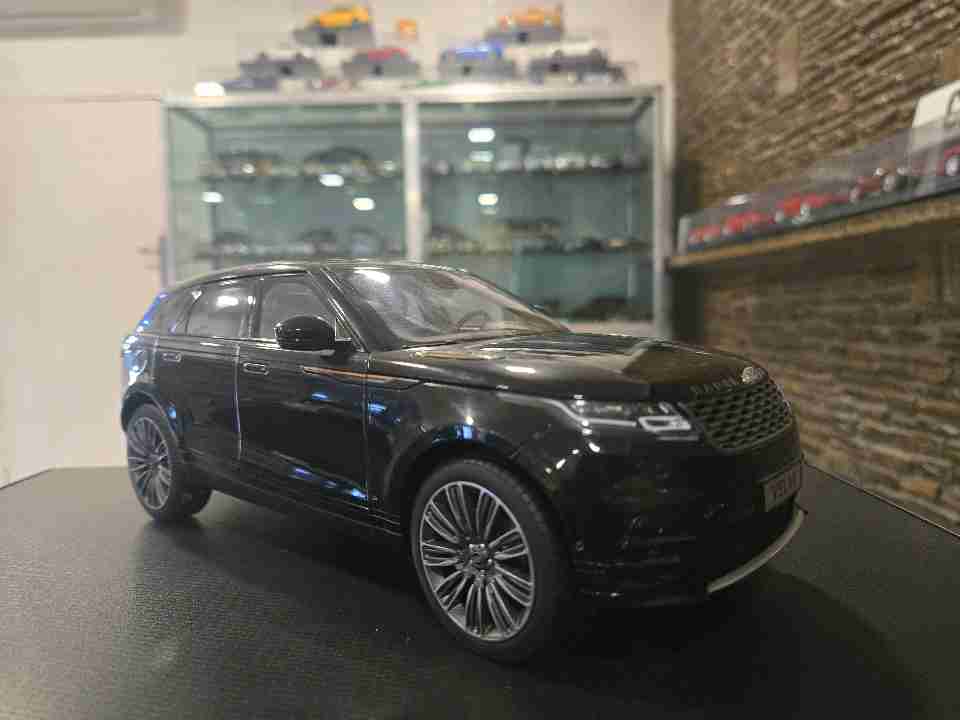 LCD Models Land Rover Range Rover Velar (First Edition)