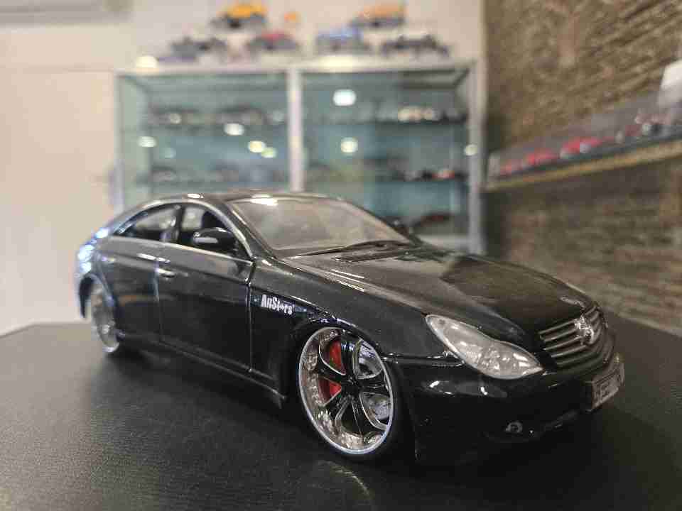 Maisto Mercedes-Benz CLS-Class