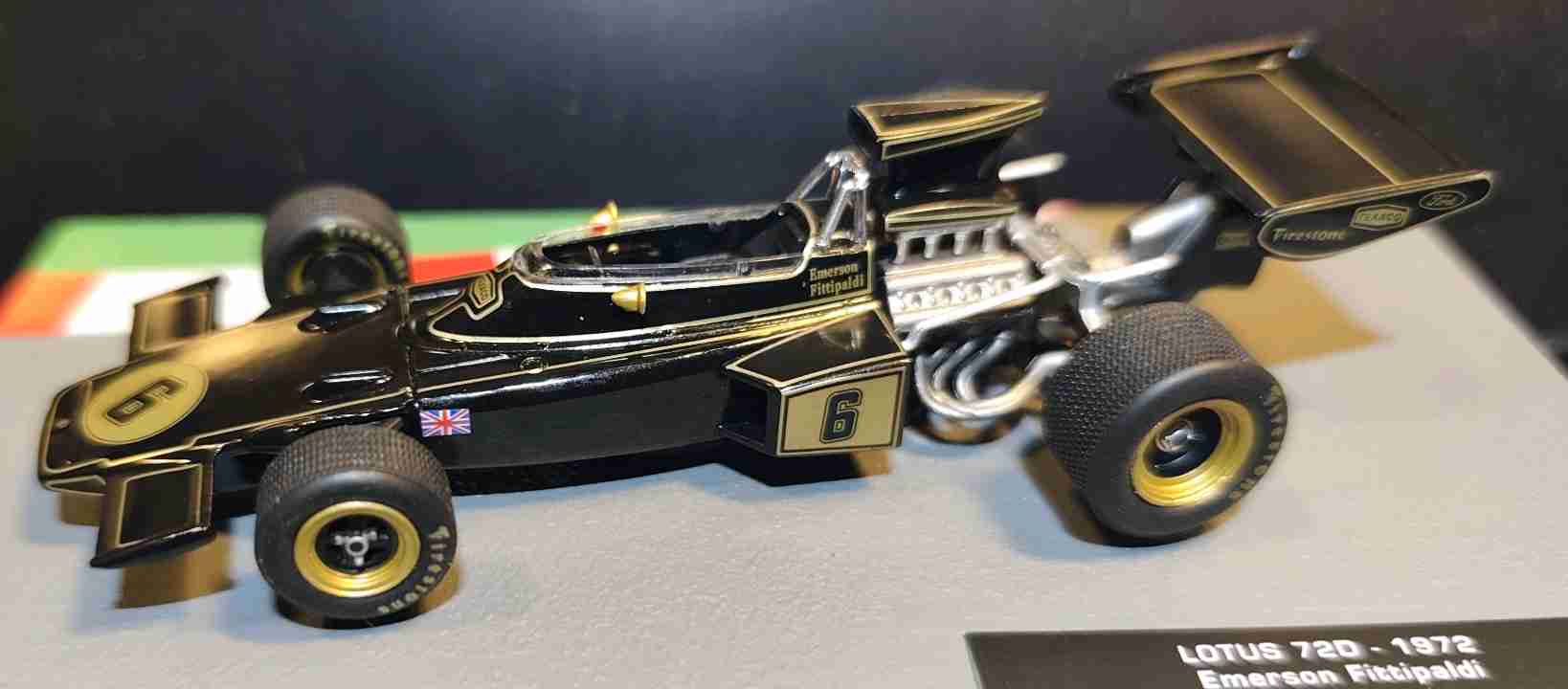 Lotus 72D