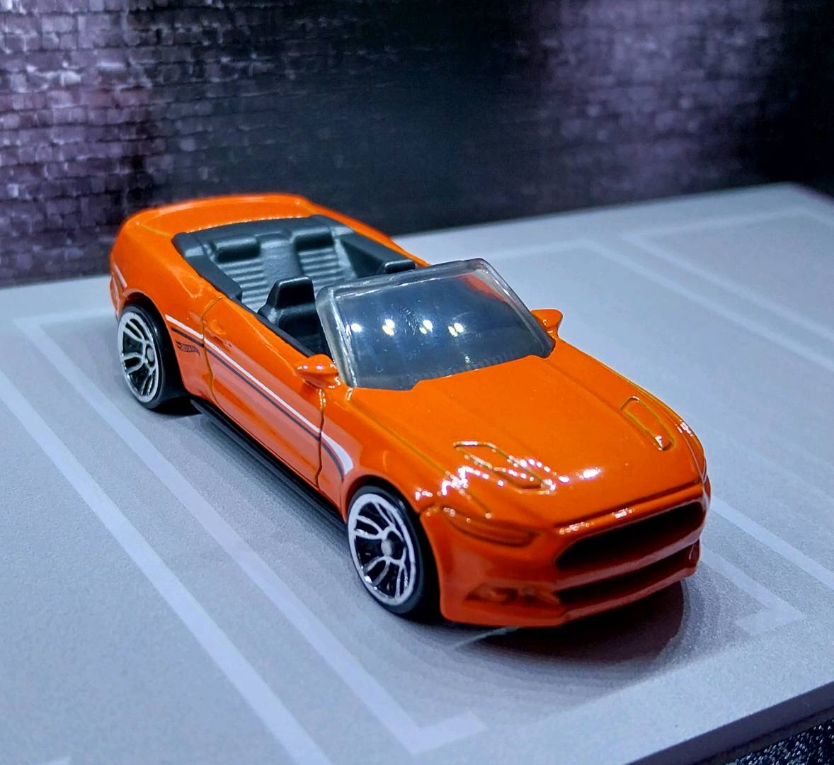 Hot Wheels Ford Mustang GT Convertible