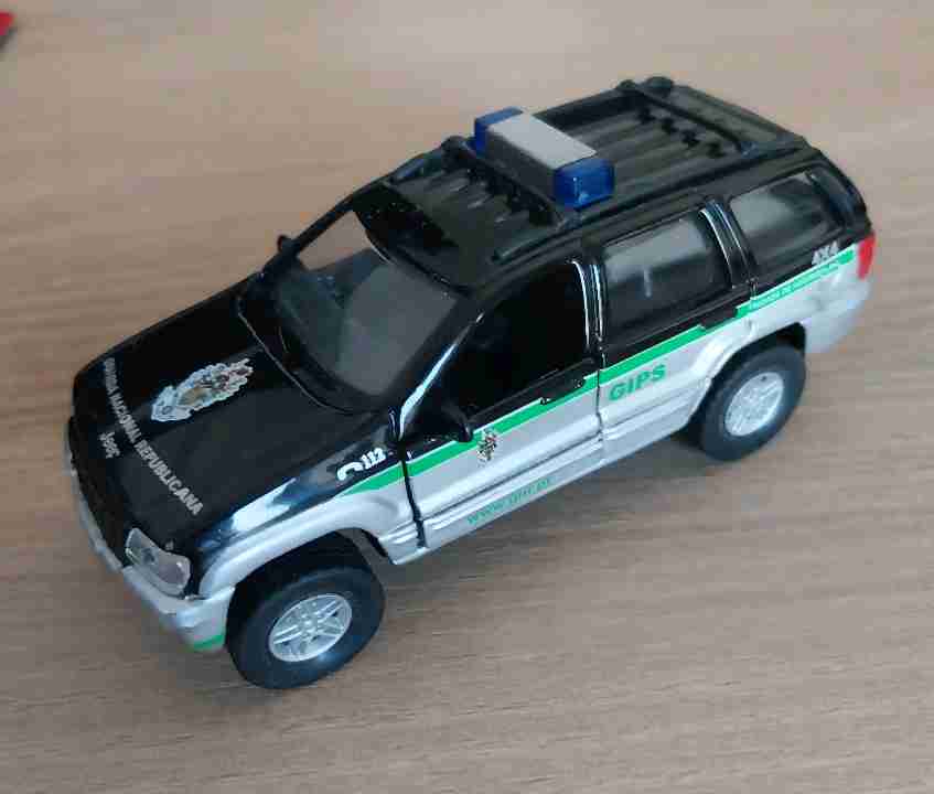 Maisto Jeep Grand Cherokee