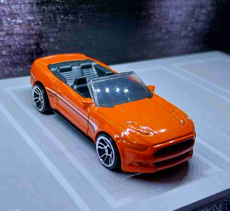 Hot Wheels Ford Mustang GT Convertible